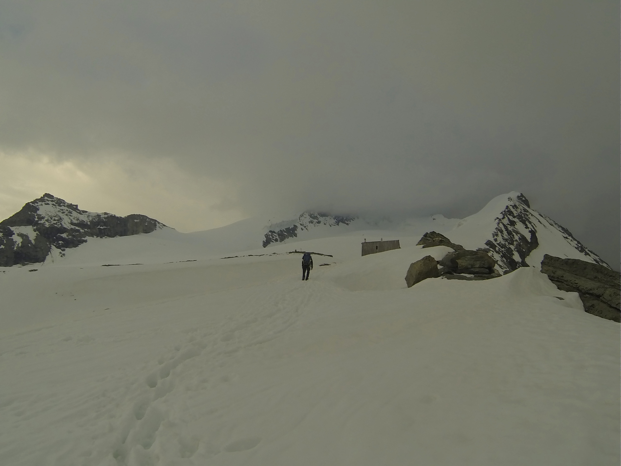 Tracuit Hütte Bishorn Cabane de Tracuit Turtmann Gletscher